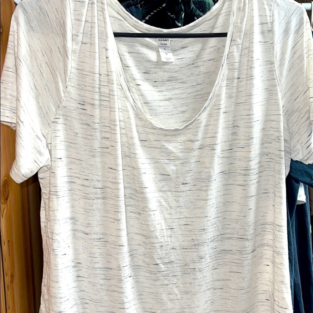 Old Navy T-shirt
